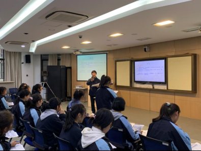 D:\桌面\语文组教学展示新闻\语文组教学展示新闻\范晔文老师授课.jpg